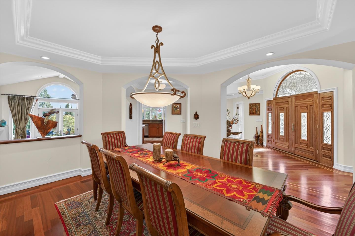 Detail Gallery Image 11 of 55 For 22551 Ricardo Rd, Cupertino,  CA 95014 - 5 Beds | 3/1 Baths