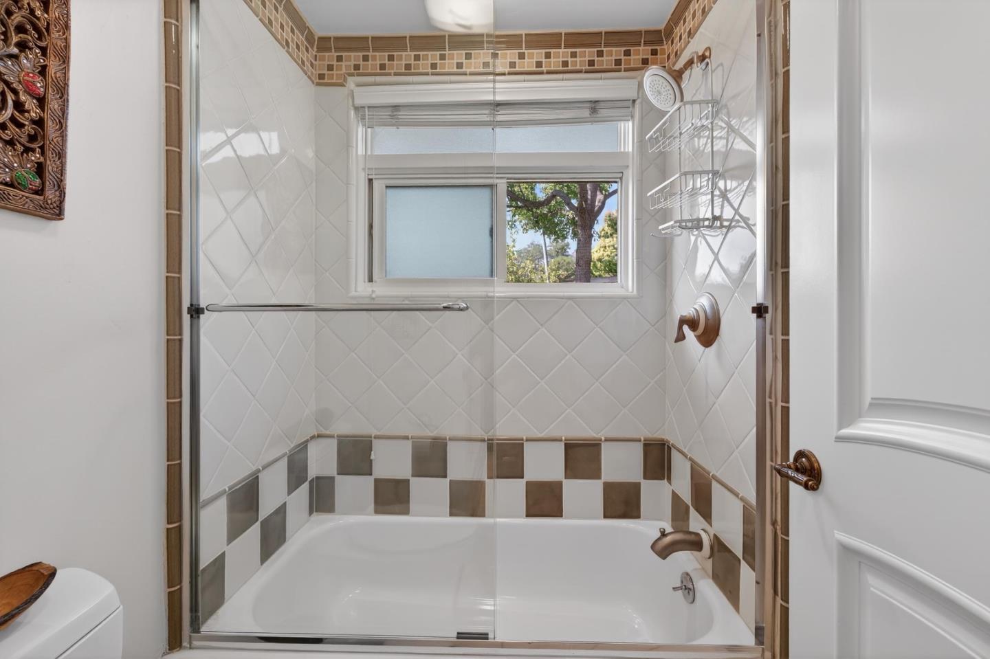 Detail Gallery Image 31 of 55 For 22551 Ricardo Rd, Cupertino,  CA 95014 - 5 Beds | 3/1 Baths