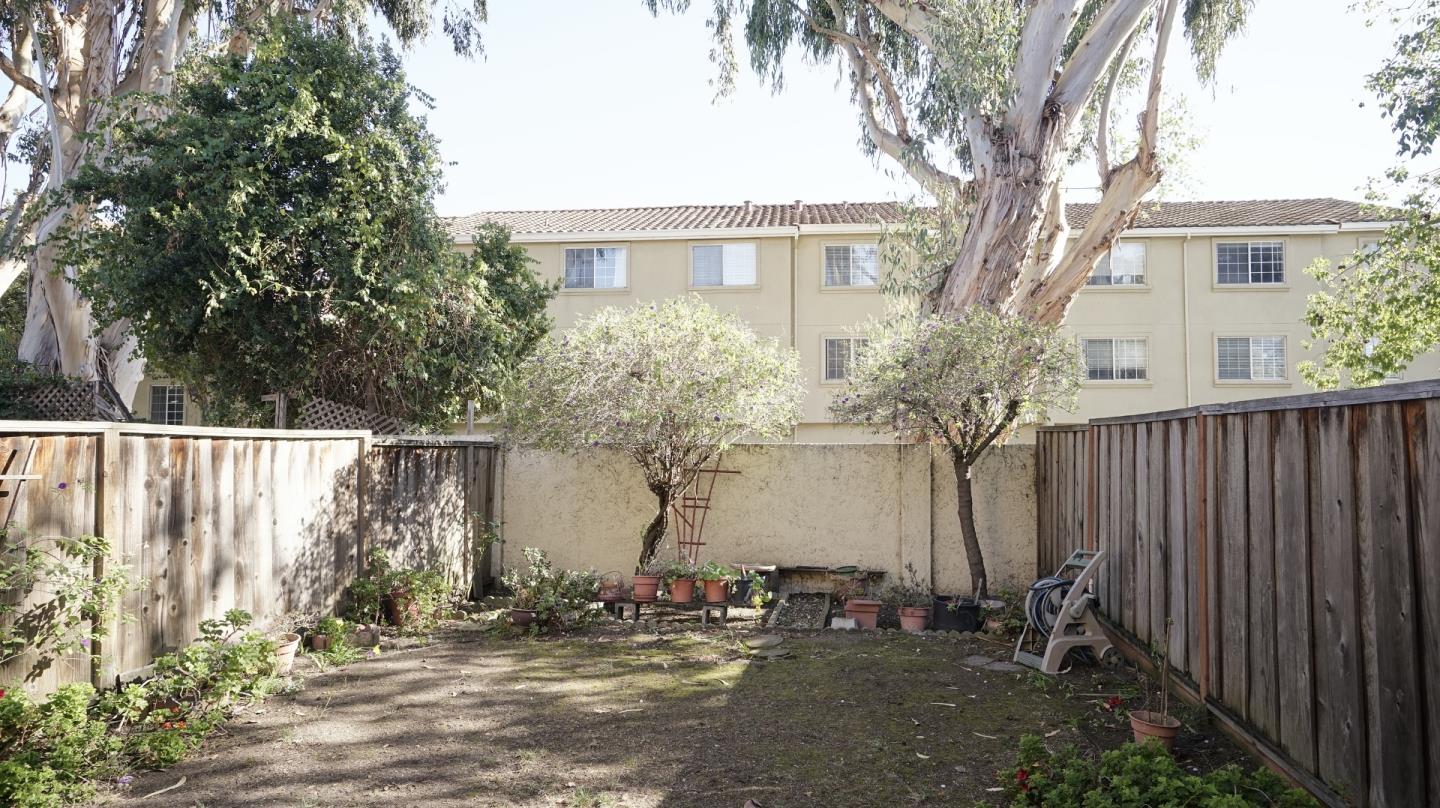 Detail Gallery Image 11 of 12 For 62 Washington Square Dr, Milpitas,  CA 95035 - 2 Beds | 2/1 Baths