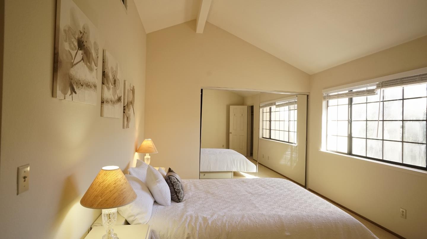 Detail Gallery Image 6 of 12 For 62 Washington Square Dr, Milpitas,  CA 95035 - 2 Beds | 2/1 Baths