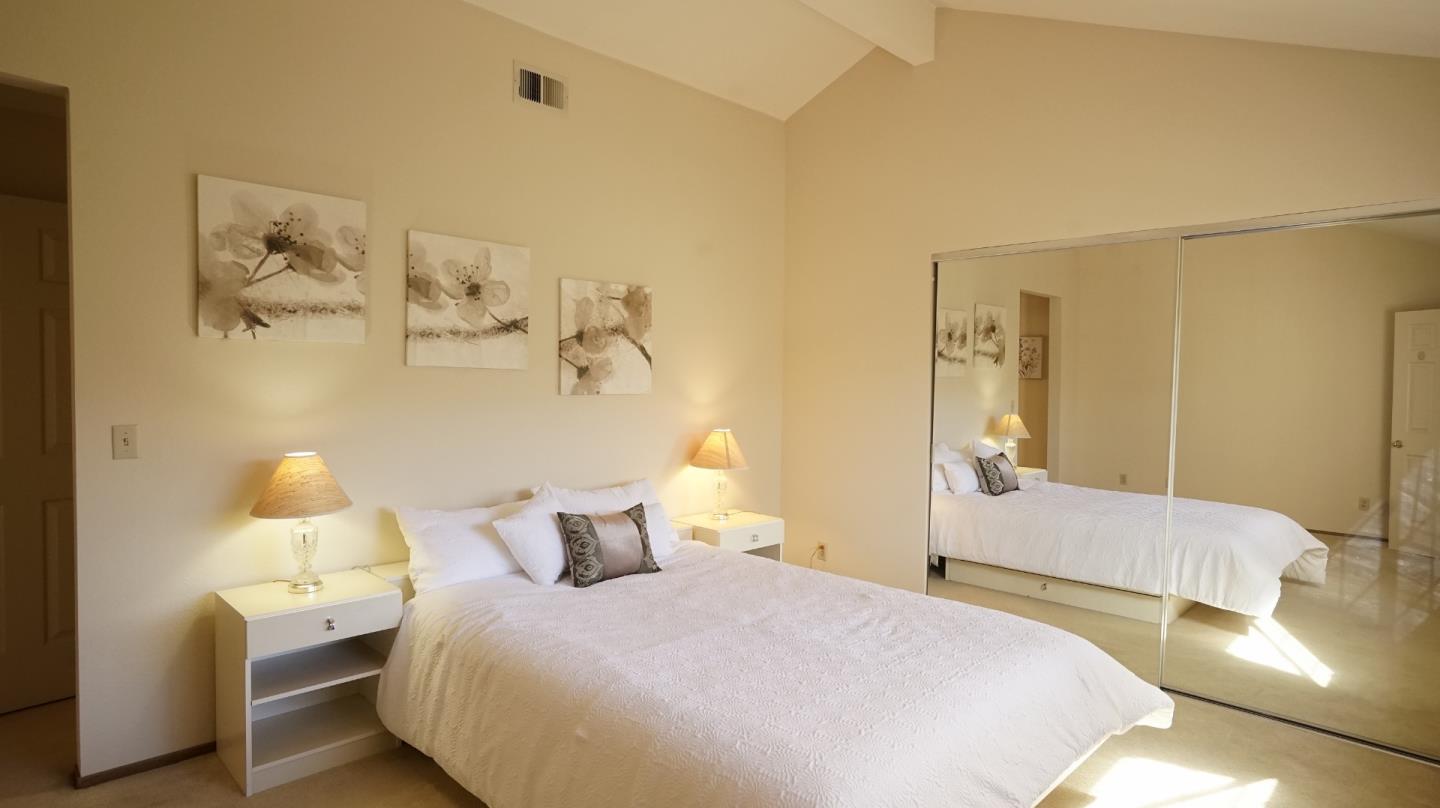 Detail Gallery Image 7 of 12 For 62 Washington Square Dr, Milpitas,  CA 95035 - 2 Beds | 2/1 Baths