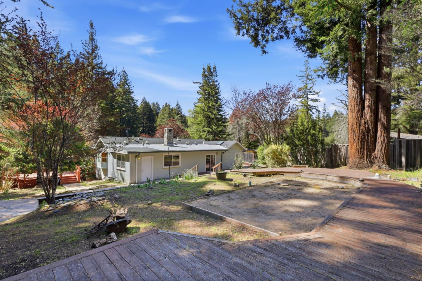 Detail Gallery Image 15 of 45 For 17760 China Grade Rd, Boulder Creek,  CA 95006 - 3 Beds | 2 Baths