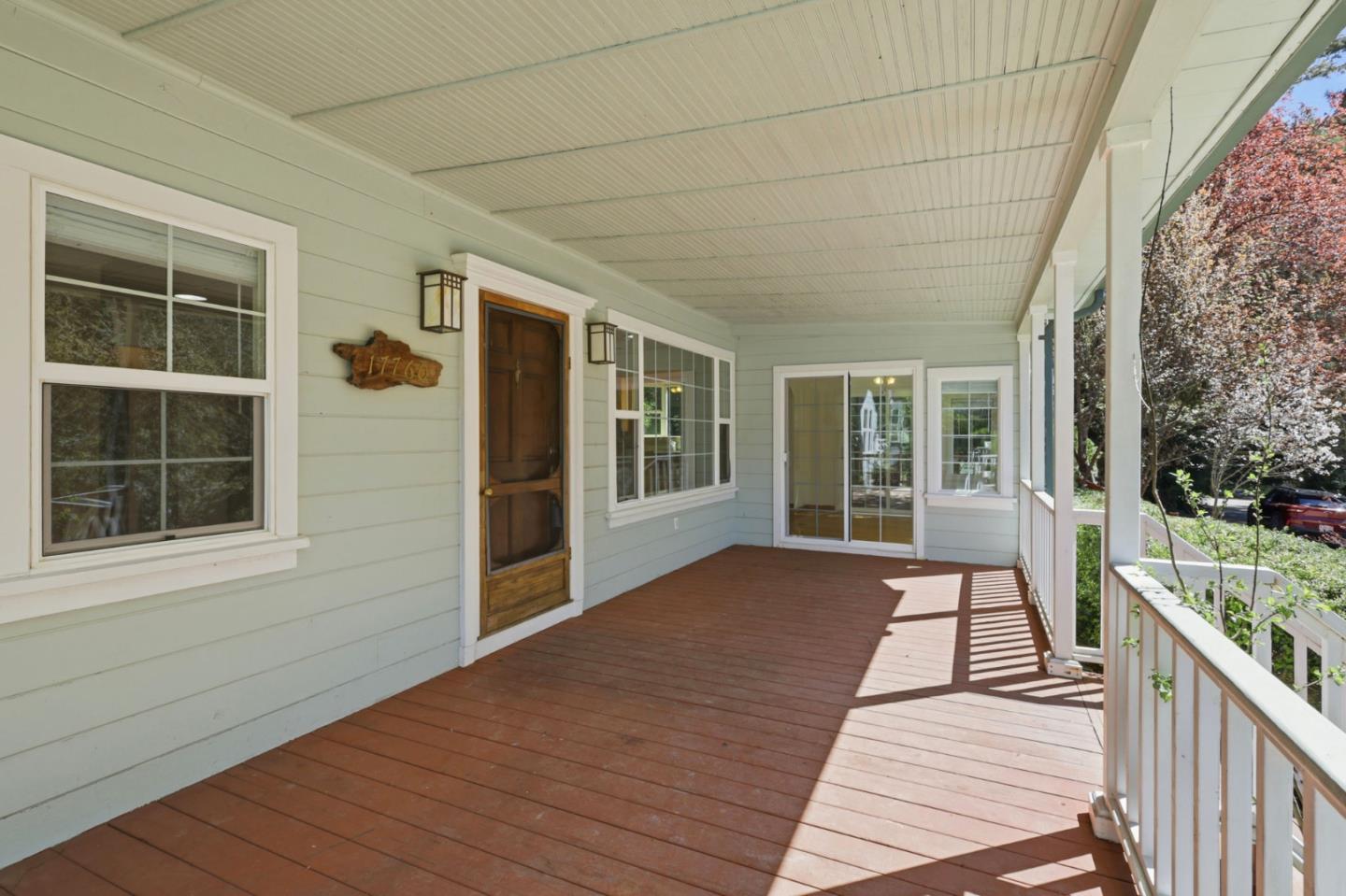 Detail Gallery Image 5 of 45 For 17760 China Grade Rd, Boulder Creek,  CA 95006 - 3 Beds | 2 Baths