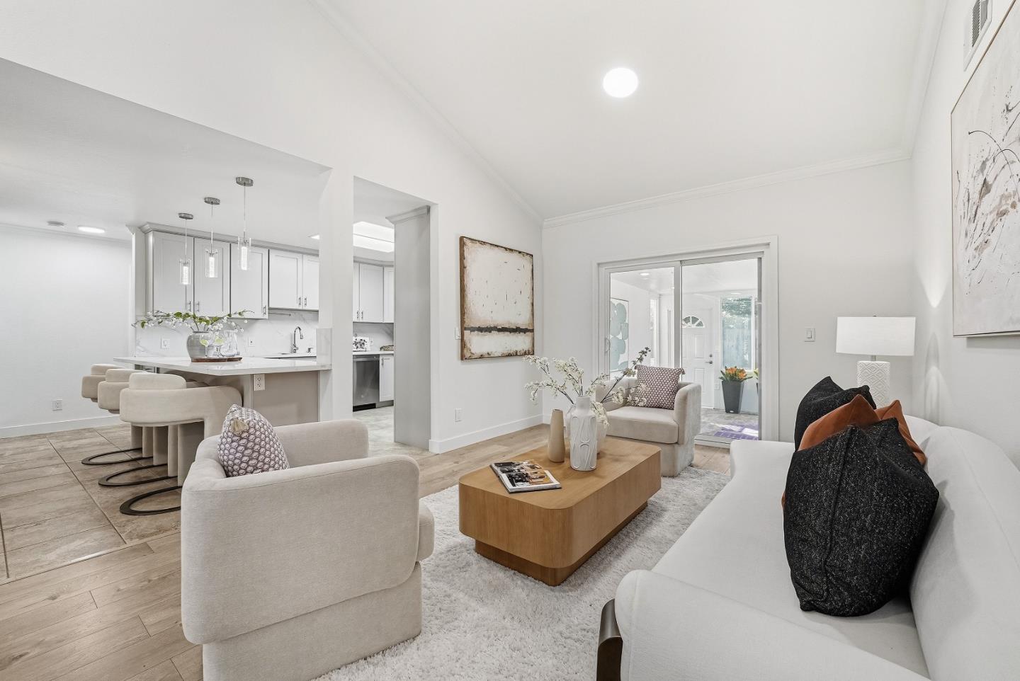 Detail Gallery Image 10 of 46 For 18660 Devon Ave, Saratoga,  CA 95070 - 5 Beds | 3 Baths