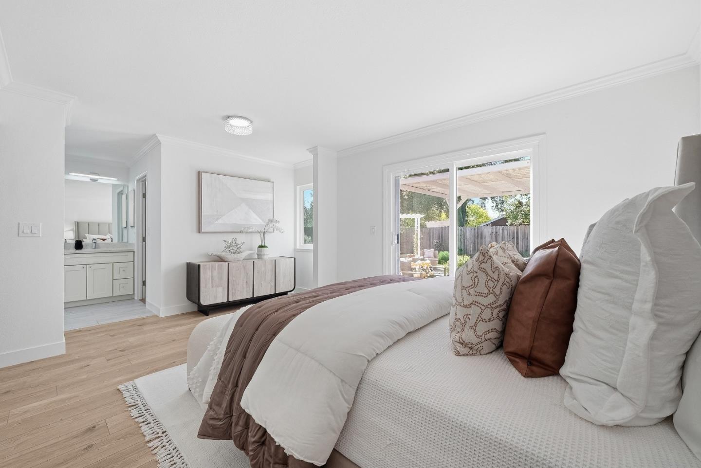 Detail Gallery Image 25 of 46 For 18660 Devon Ave, Saratoga,  CA 95070 - 5 Beds | 3 Baths