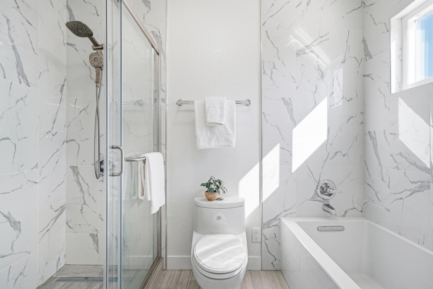 Detail Gallery Image 29 of 46 For 18660 Devon Ave, Saratoga,  CA 95070 - 5 Beds | 3 Baths