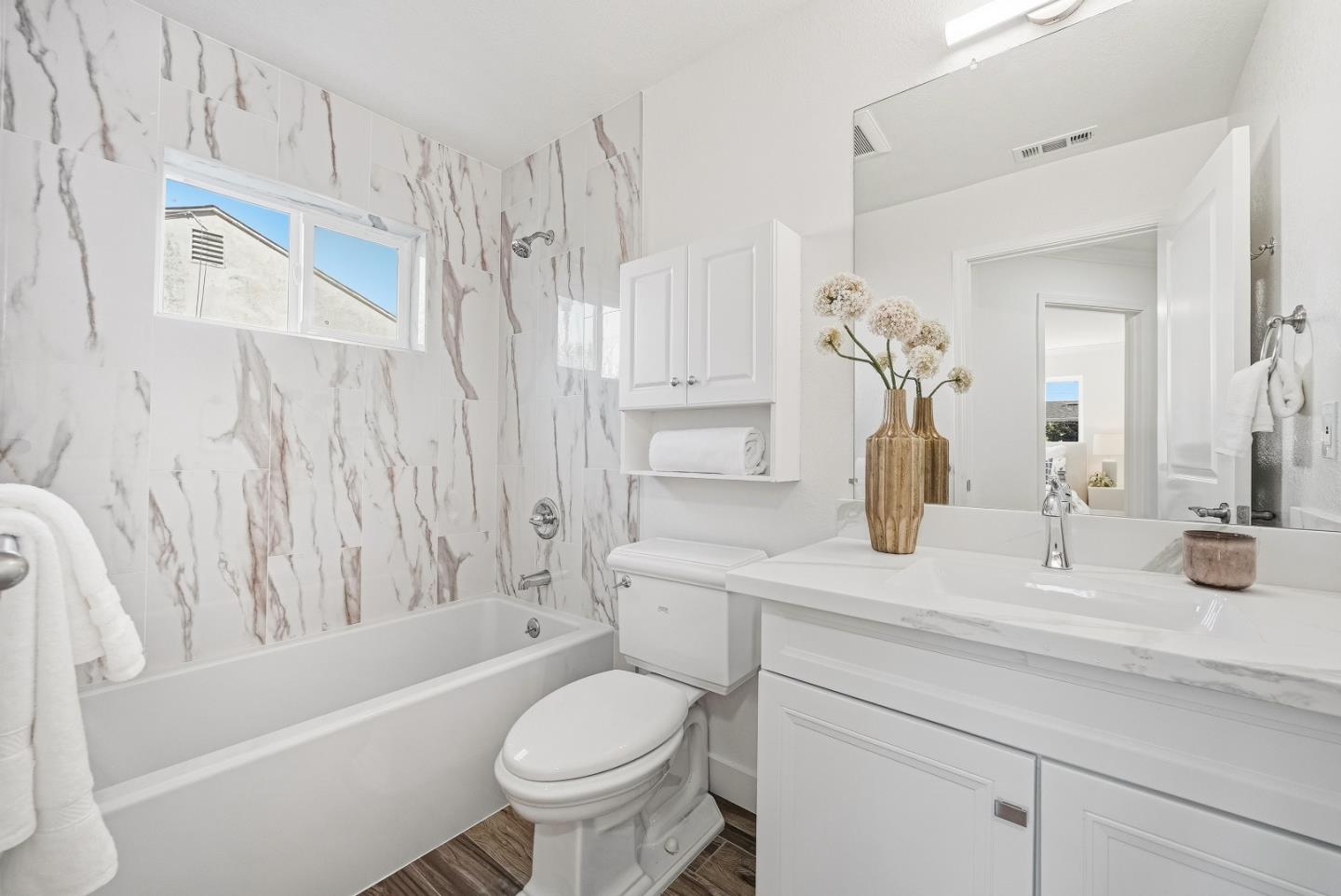 Detail Gallery Image 34 of 46 For 18660 Devon Ave, Saratoga,  CA 95070 - 5 Beds | 3 Baths