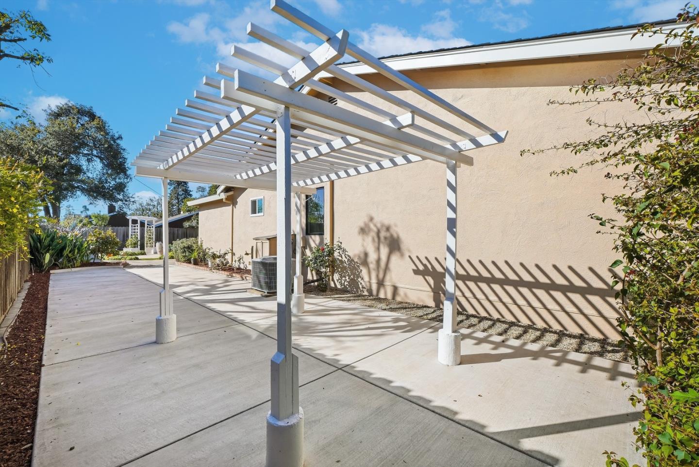 Detail Gallery Image 39 of 46 For 18660 Devon Ave, Saratoga,  CA 95070 - 5 Beds | 3 Baths