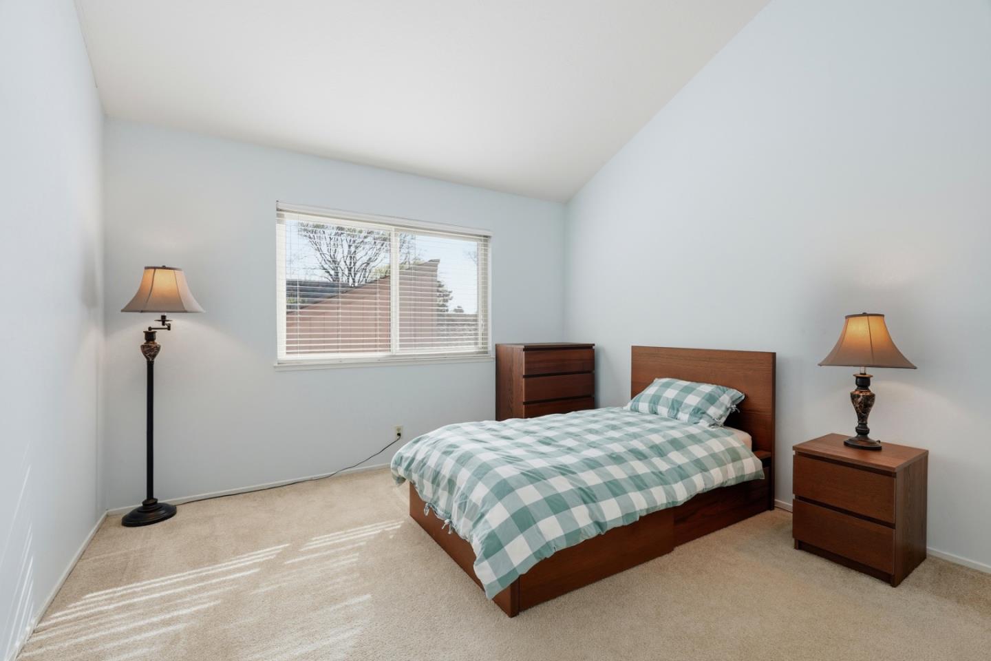 Detail Gallery Image 17 of 30 For 1535 Huddersfield Ct, San Jose,  CA 95126 - 2 Beds | 1/1 Baths