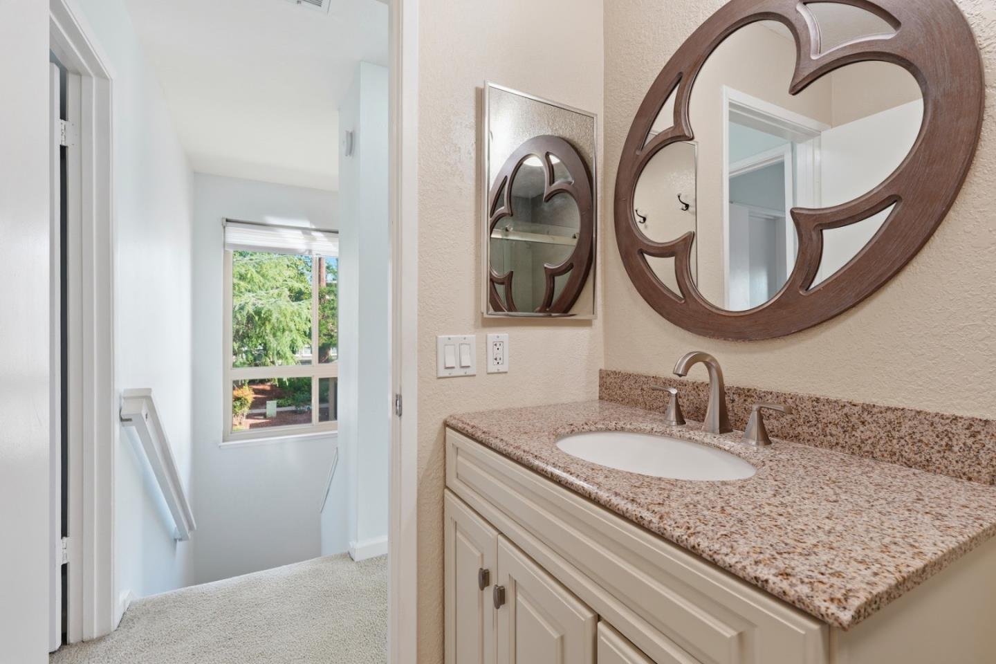 Detail Gallery Image 20 of 30 For 1535 Huddersfield Ct, San Jose,  CA 95126 - 2 Beds | 1/1 Baths