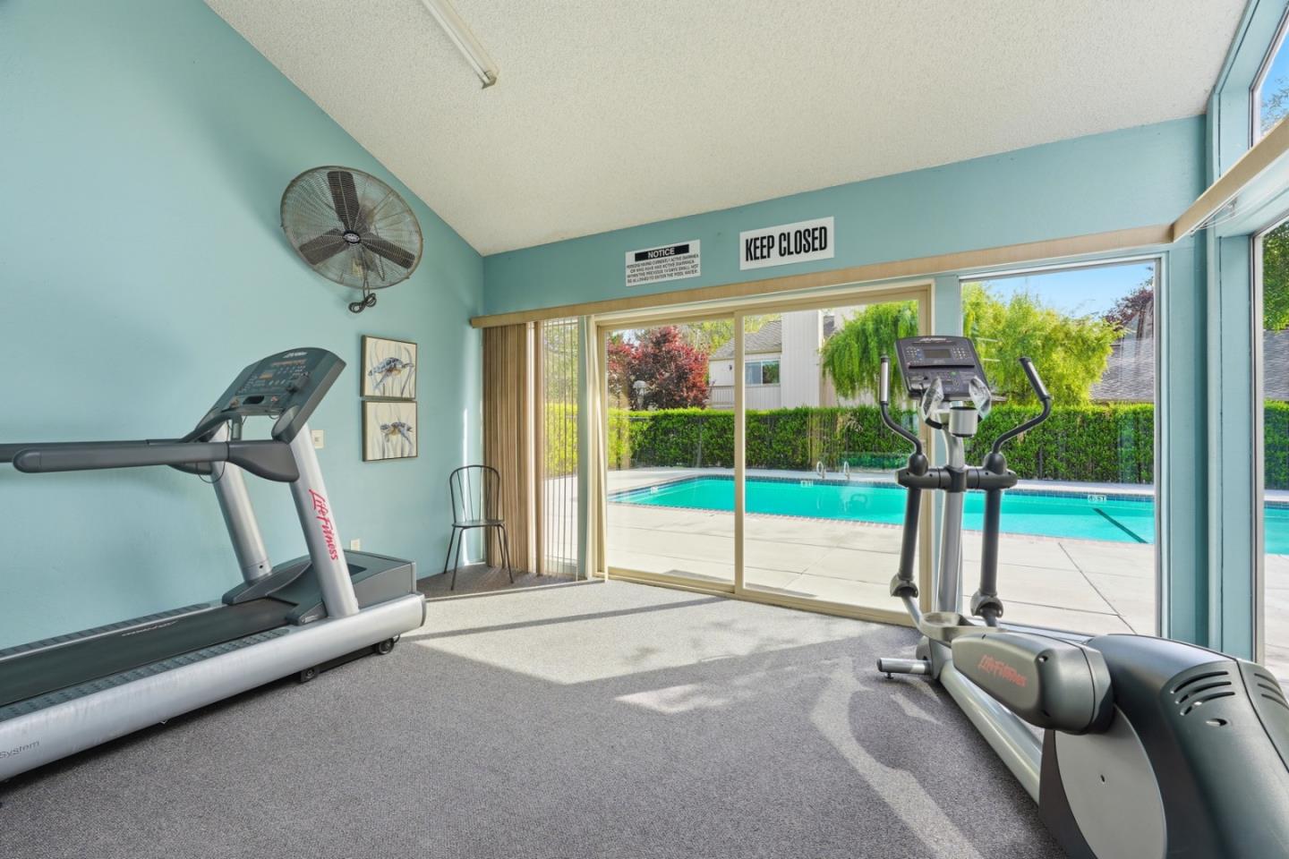 Detail Gallery Image 25 of 30 For 1535 Huddersfield Ct, San Jose,  CA 95126 - 2 Beds | 1/1 Baths