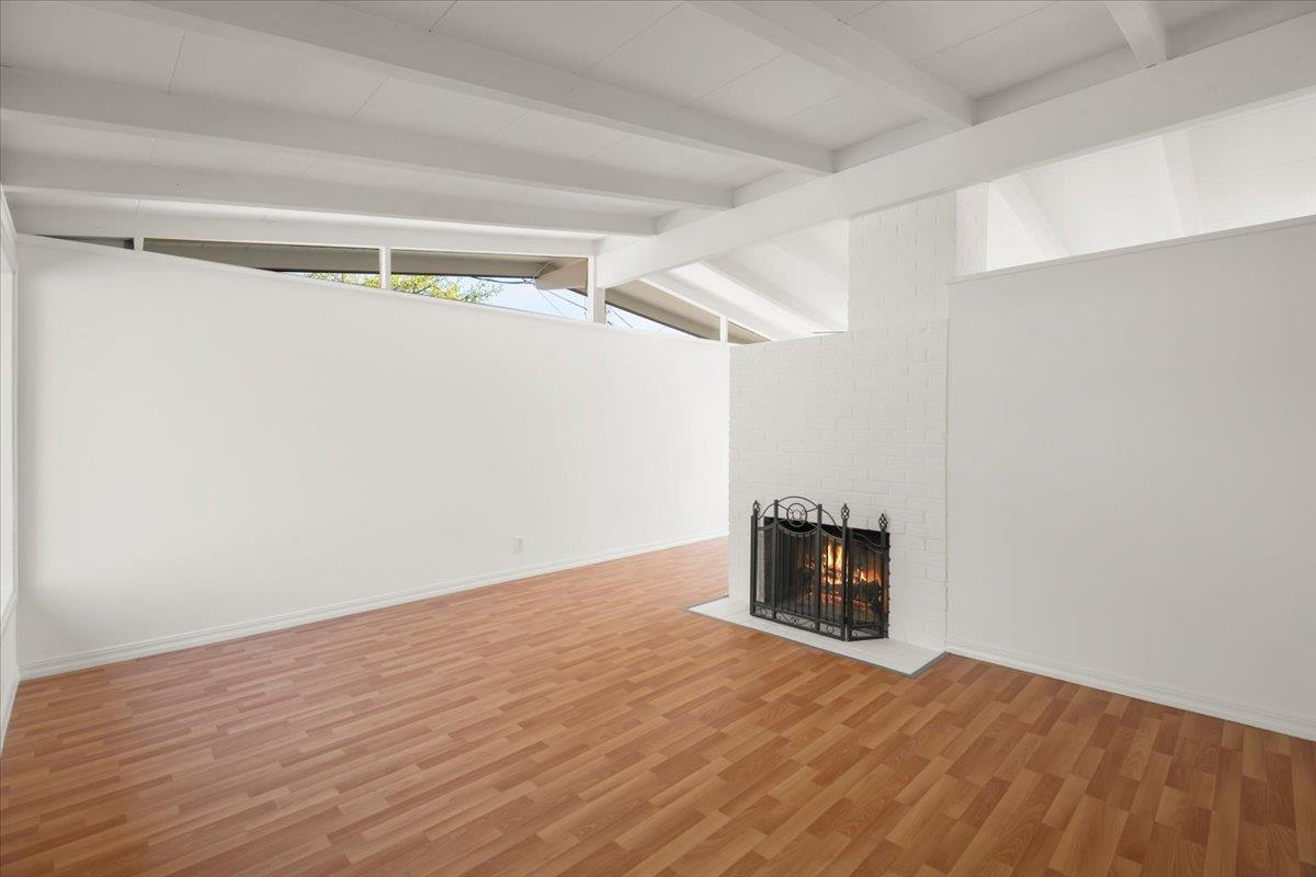 Detail Gallery Image 8 of 28 For 832 Pebblelake Ct, Sunnyvale,  CA 94089 - 3 Beds | 2 Baths