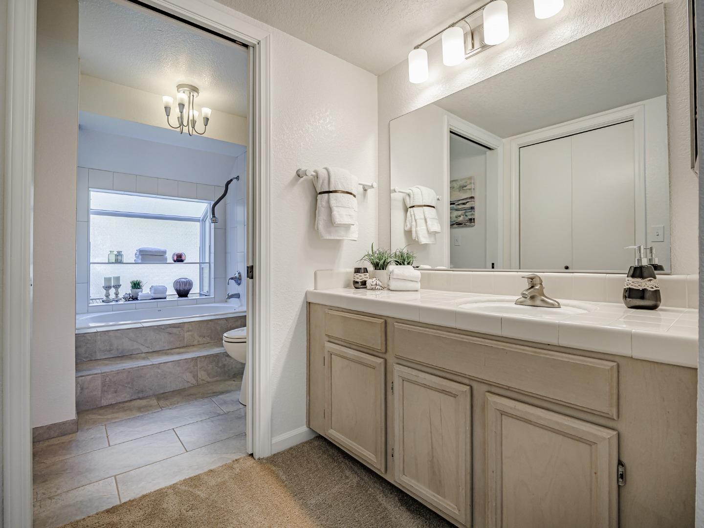 Detail Gallery Image 33 of 51 For 3518 Dover Dr, Santa Cruz,  CA 95065 - 3 Beds | 2/1 Baths