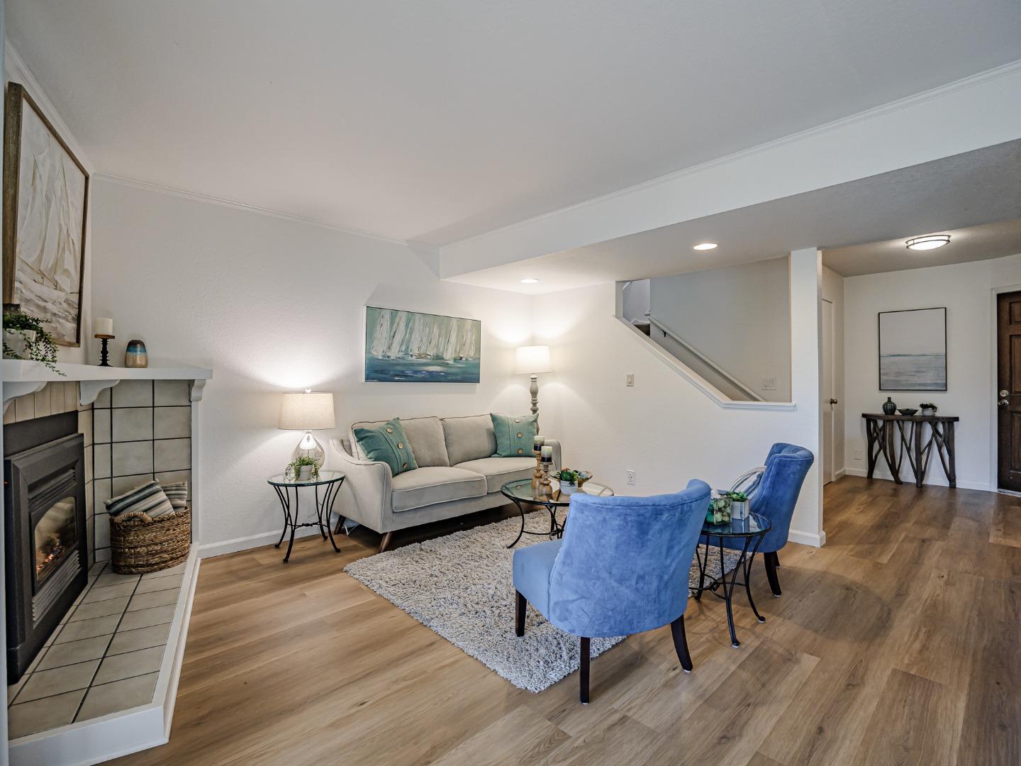 Detail Gallery Image 7 of 51 For 3518 Dover Dr, Santa Cruz,  CA 95065 - 3 Beds | 2/1 Baths