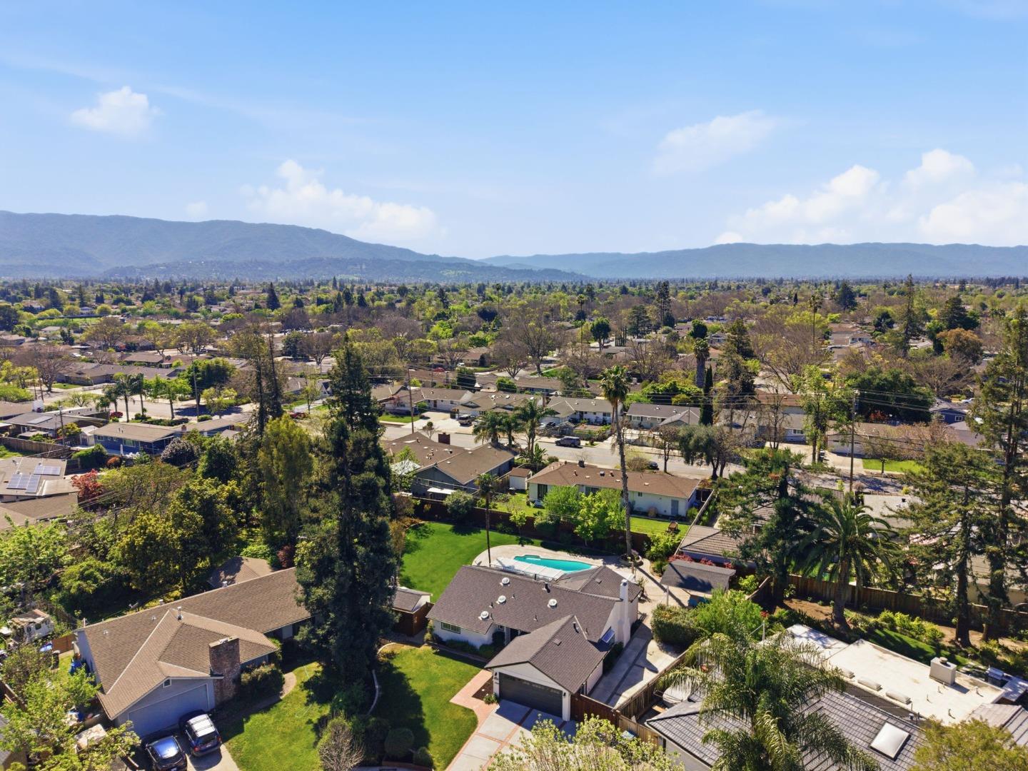 Detail Gallery Image 31 of 39 For 1495 Kimberly Ct, San Jose,  CA 95118 - 3 Beds | 2 Baths