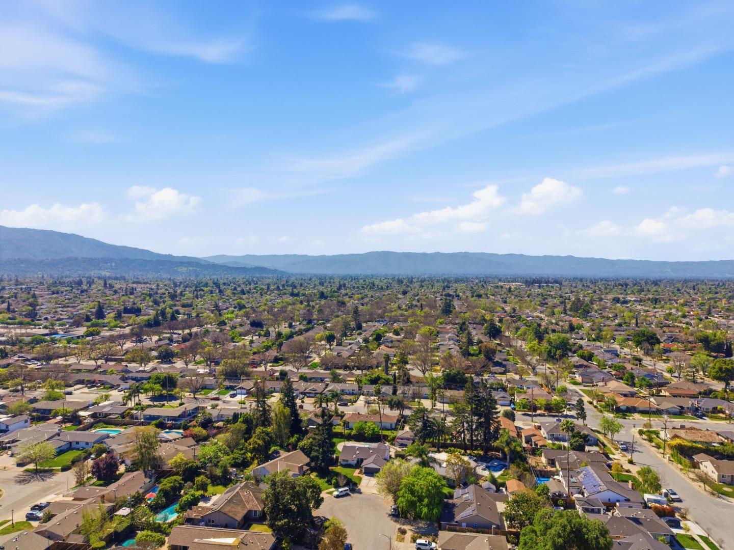 Detail Gallery Image 33 of 39 For 1495 Kimberly Ct, San Jose,  CA 95118 - 3 Beds | 2 Baths