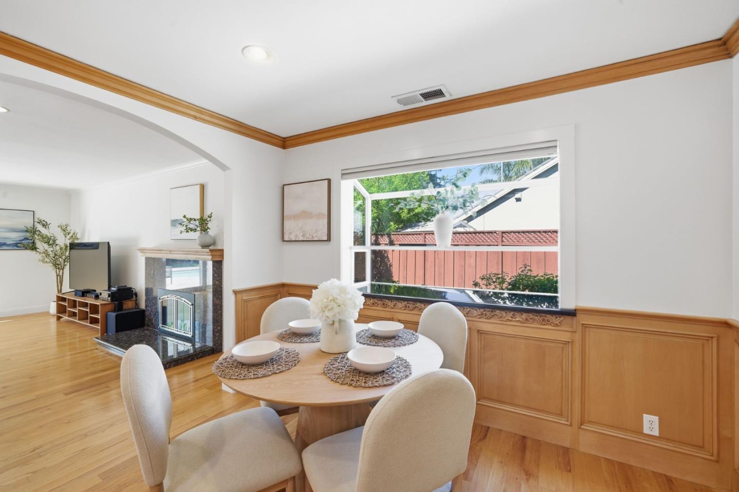 Detail Gallery Image 9 of 39 For 1495 Kimberly Ct, San Jose,  CA 95118 - 3 Beds | 2 Baths