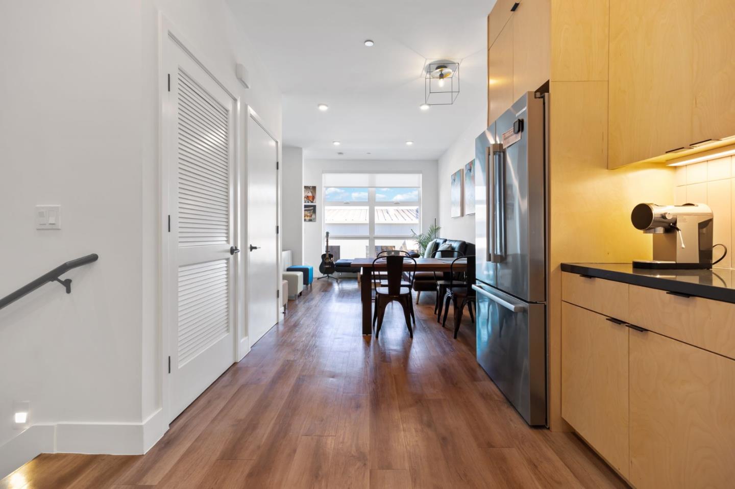 Detail Gallery Image 12 of 40 For 202 Panetta Ave #1,  Santa Cruz,  CA 95060 - 1 Beds | 2/1 Baths