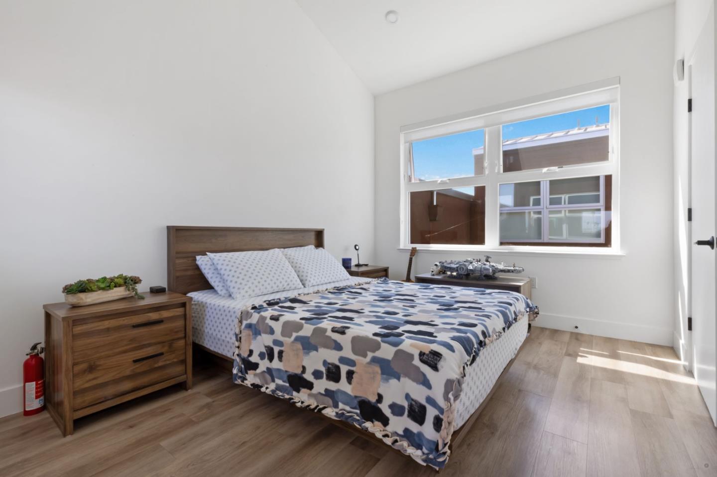 Detail Gallery Image 16 of 40 For 202 Panetta Ave #1,  Santa Cruz,  CA 95060 - 1 Beds | 2/1 Baths