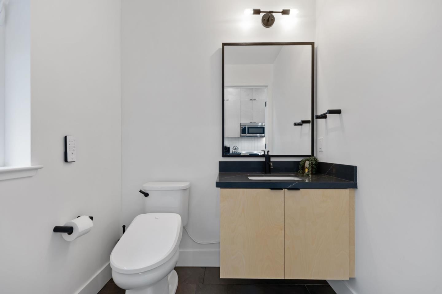 Detail Gallery Image 19 of 40 For 202 Panetta Ave #1,  Santa Cruz,  CA 95060 - 1 Beds | 2/1 Baths