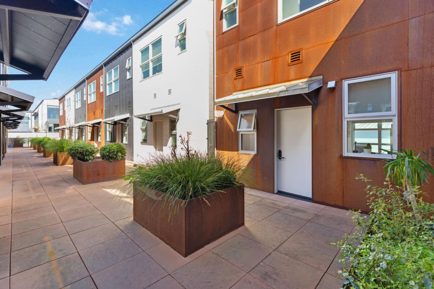 Detail Gallery Image 2 of 40 For 202 Panetta Ave #1,  Santa Cruz,  CA 95060 - 1 Beds | 2/1 Baths
