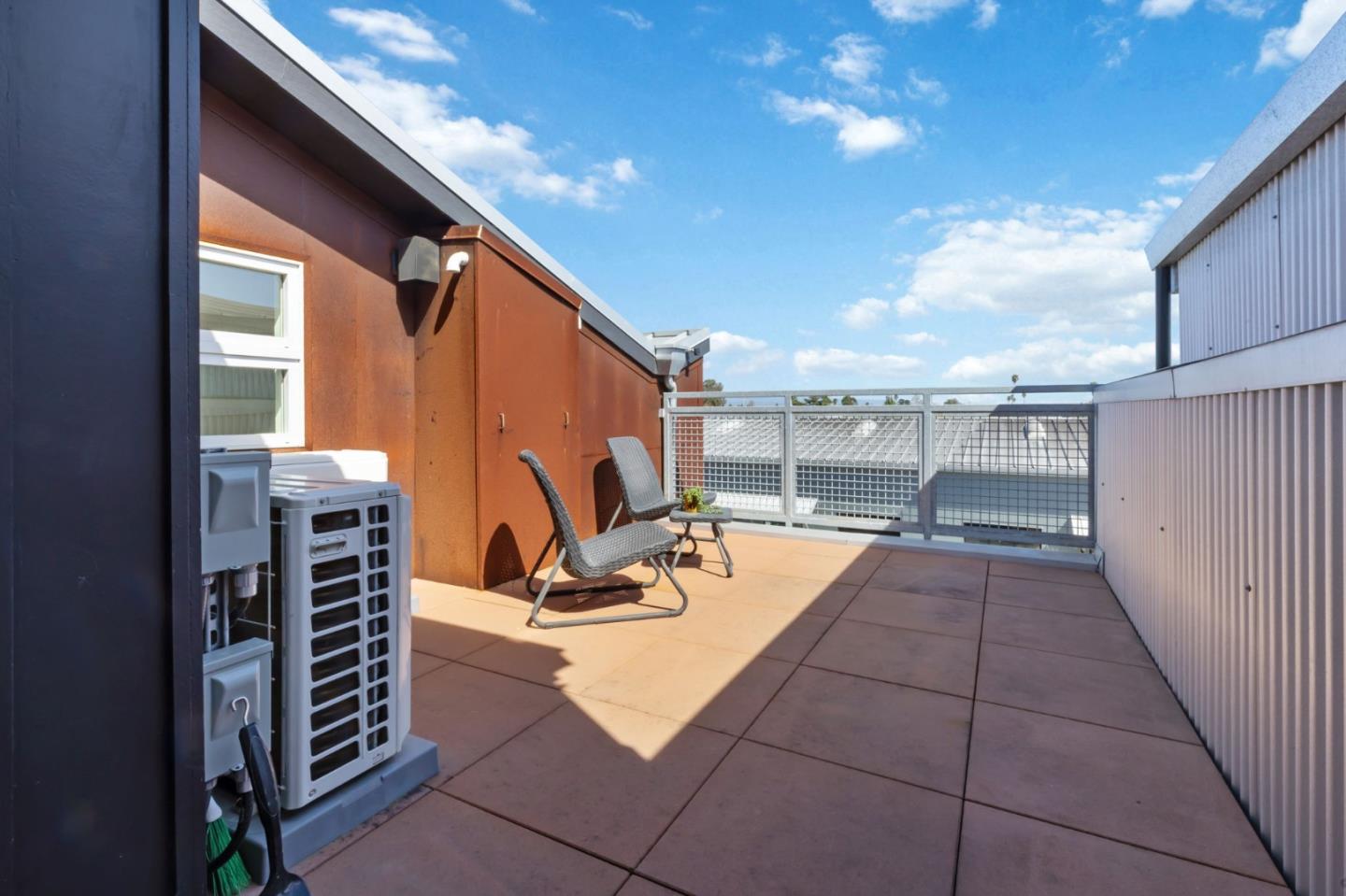 Detail Gallery Image 21 of 40 For 202 Panetta Ave #1,  Santa Cruz,  CA 95060 - 1 Beds | 2/1 Baths