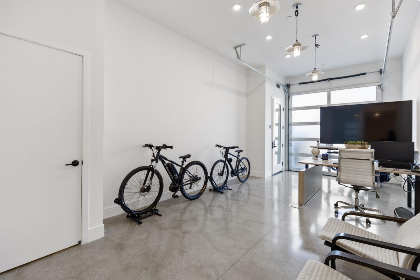 Detail Gallery Image 28 of 40 For 202 Panetta Ave #1,  Santa Cruz,  CA 95060 - 1 Beds | 2/1 Baths