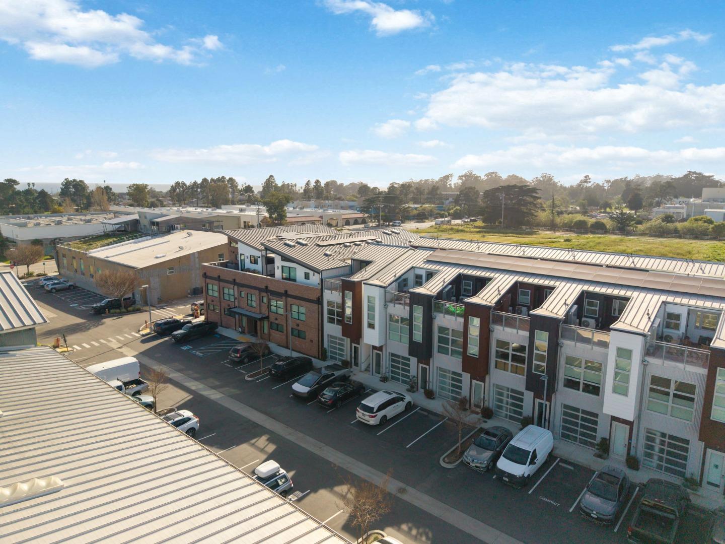 Detail Gallery Image 37 of 40 For 202 Panetta Ave #1,  Santa Cruz,  CA 95060 - 1 Beds | 2/1 Baths