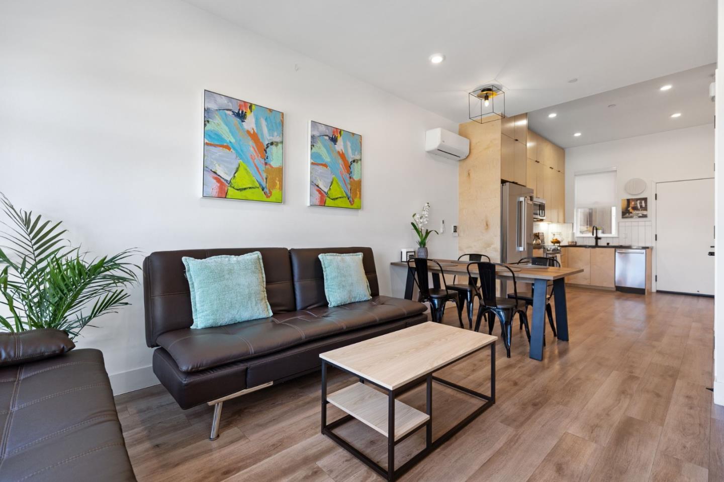 Detail Gallery Image 4 of 40 For 202 Panetta Ave #1,  Santa Cruz,  CA 95060 - 1 Beds | 2/1 Baths