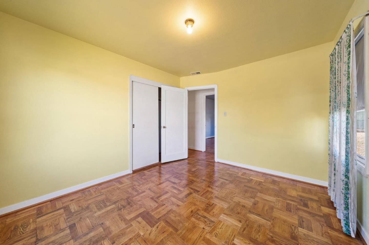 Detail Gallery Image 22 of 41 For 986 Bryant, Sunnyvale,  CA 94087 - 3 Beds | 1 Baths