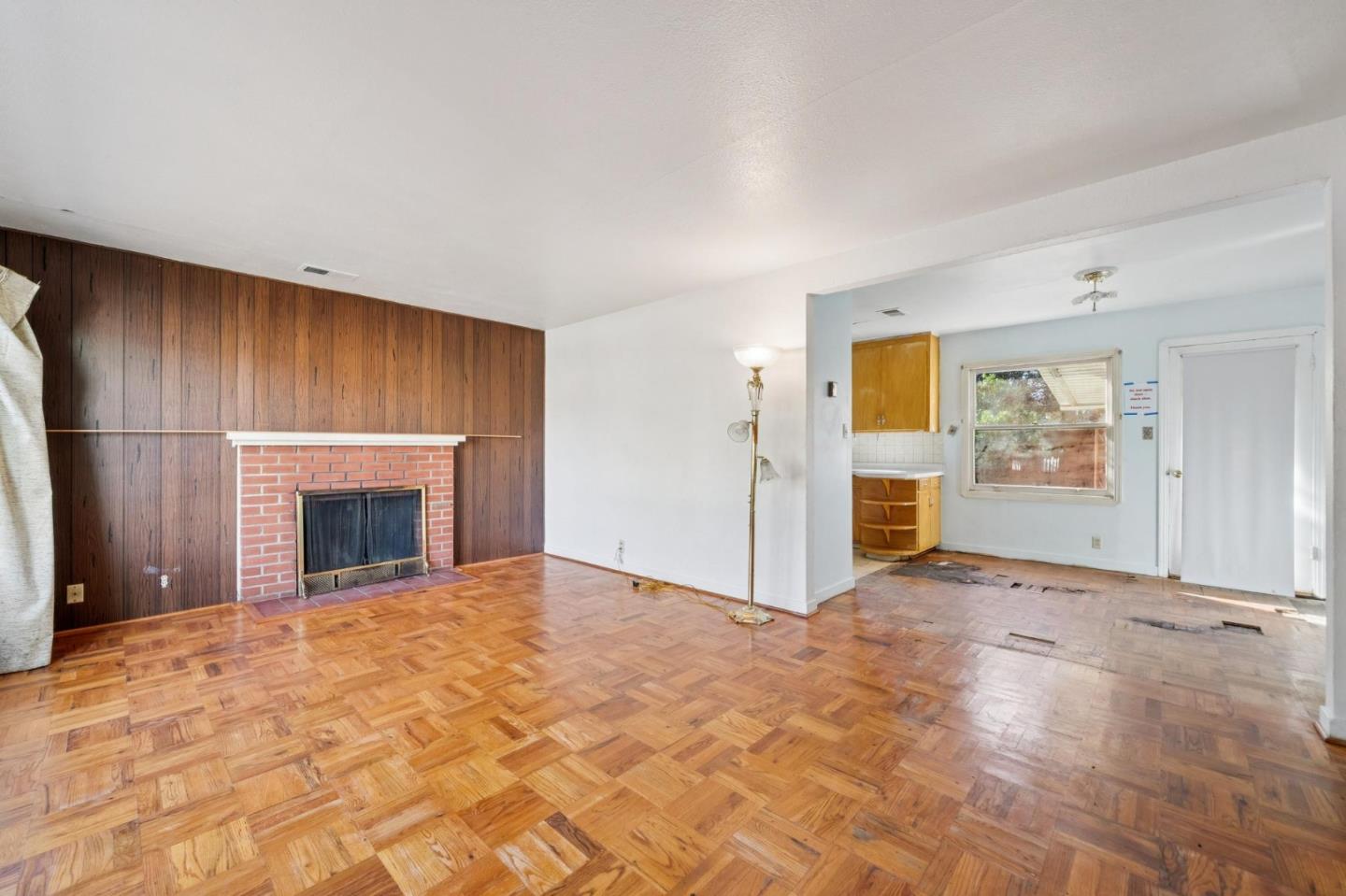 Detail Gallery Image 6 of 41 For 986 Bryant, Sunnyvale,  CA 94087 - 3 Beds | 1 Baths