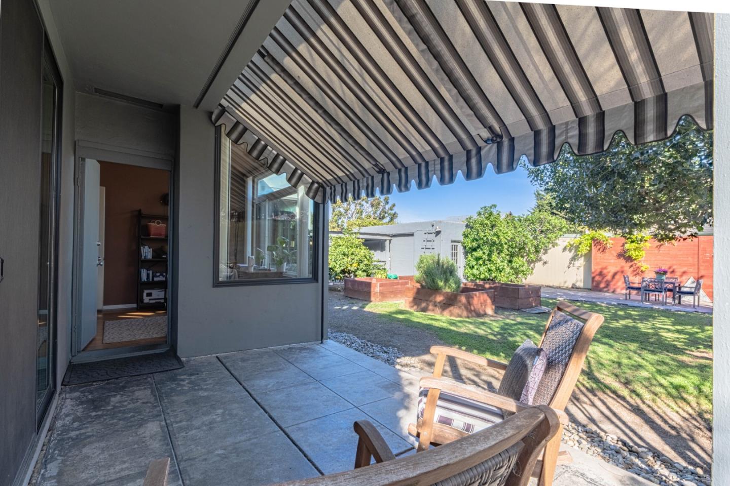 Detail Gallery Image 12 of 50 For 813 Pajaro St, Salinas,  CA 93901 - 4 Beds | 2 Baths