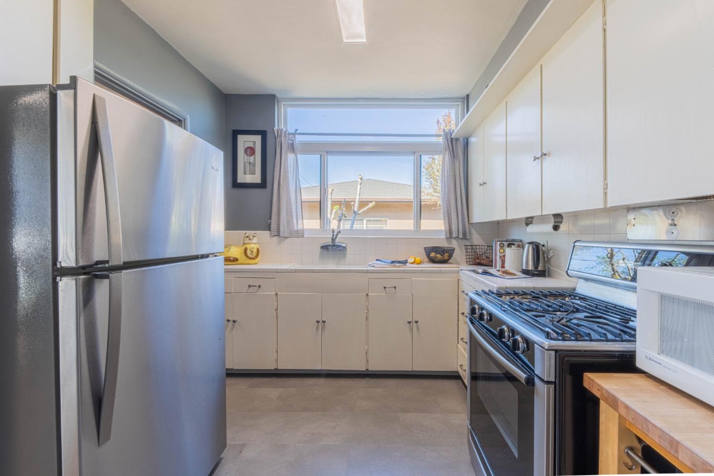 Detail Gallery Image 17 of 50 For 813 Pajaro St, Salinas,  CA 93901 - 4 Beds | 2 Baths