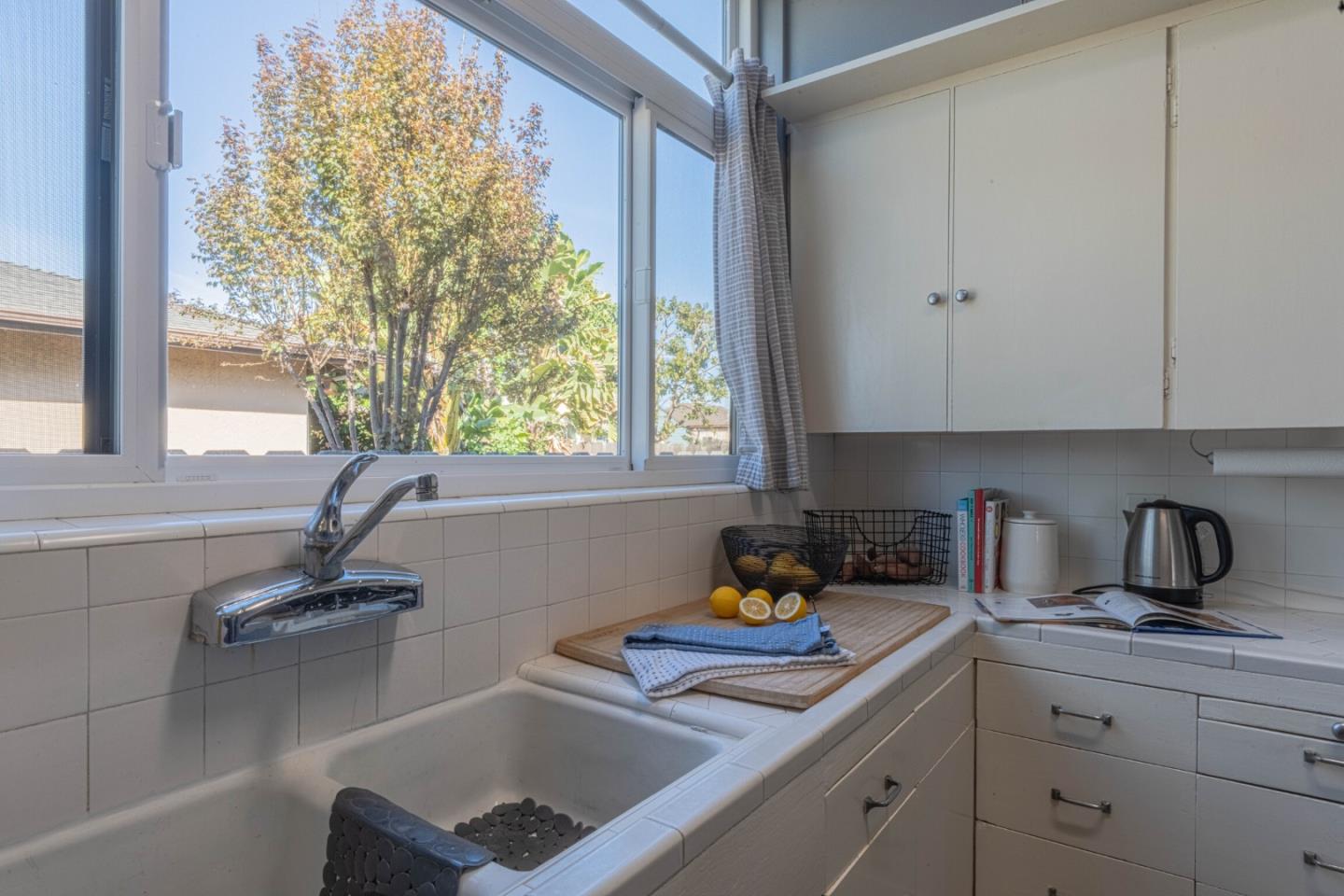 Detail Gallery Image 19 of 50 For 813 Pajaro St, Salinas,  CA 93901 - 4 Beds | 2 Baths