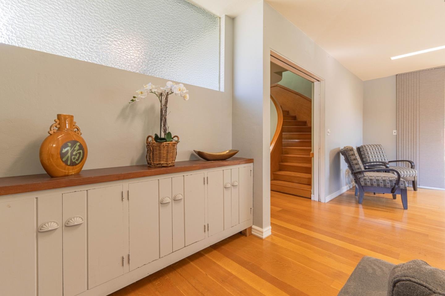 Detail Gallery Image 9 of 50 For 813 Pajaro St, Salinas,  CA 93901 - 4 Beds | 2 Baths