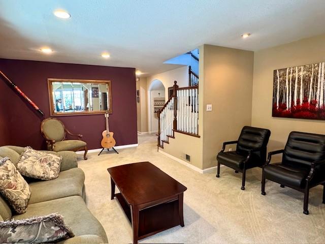 Detail Gallery Image 12 of 29 For 10536 Davison Ave, Cupertino,  CA 95014 - 5 Beds | 4 Baths