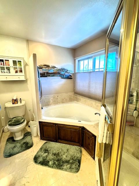 Detail Gallery Image 15 of 29 For 10536 Davison Ave, Cupertino,  CA 95014 - 5 Beds | 4 Baths