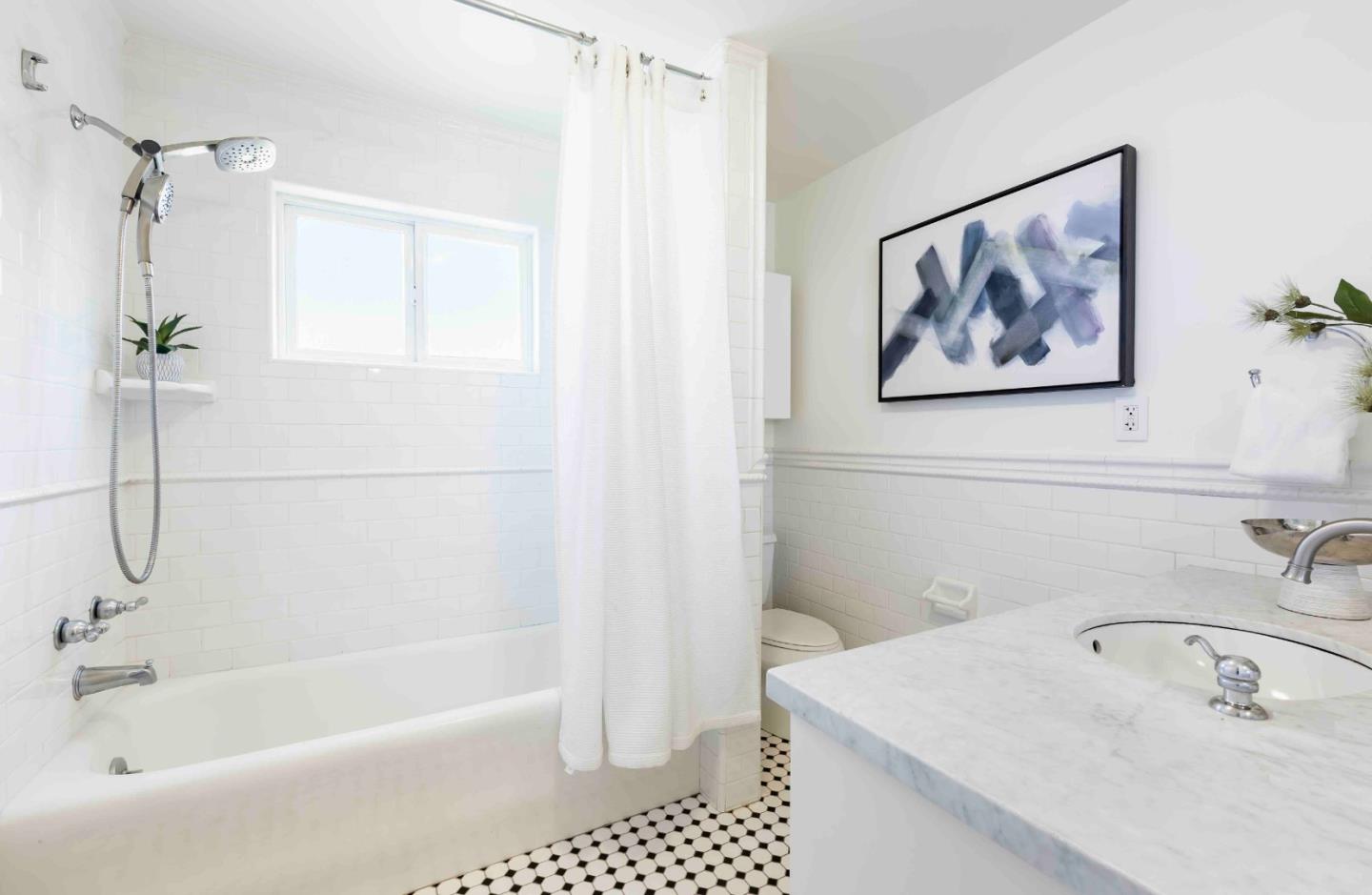 Detail Gallery Image 10 of 24 For 1637 Mariposa Ave, Palo Alto,  CA 94306 - 4 Beds | 2 Baths