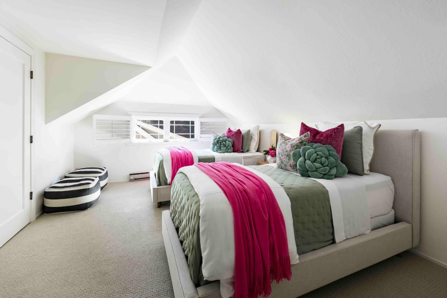 Detail Gallery Image 15 of 24 For 1637 Mariposa Ave, Palo Alto,  CA 94306 - 4 Beds | 2 Baths