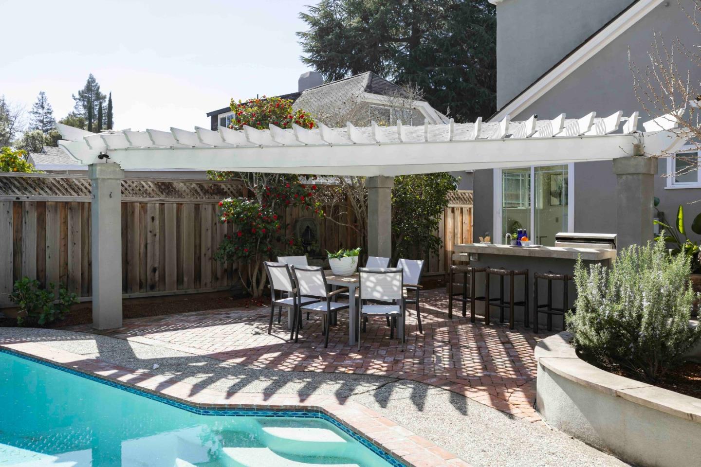 Detail Gallery Image 21 of 24 For 1637 Mariposa Ave, Palo Alto,  CA 94306 - 4 Beds | 2 Baths