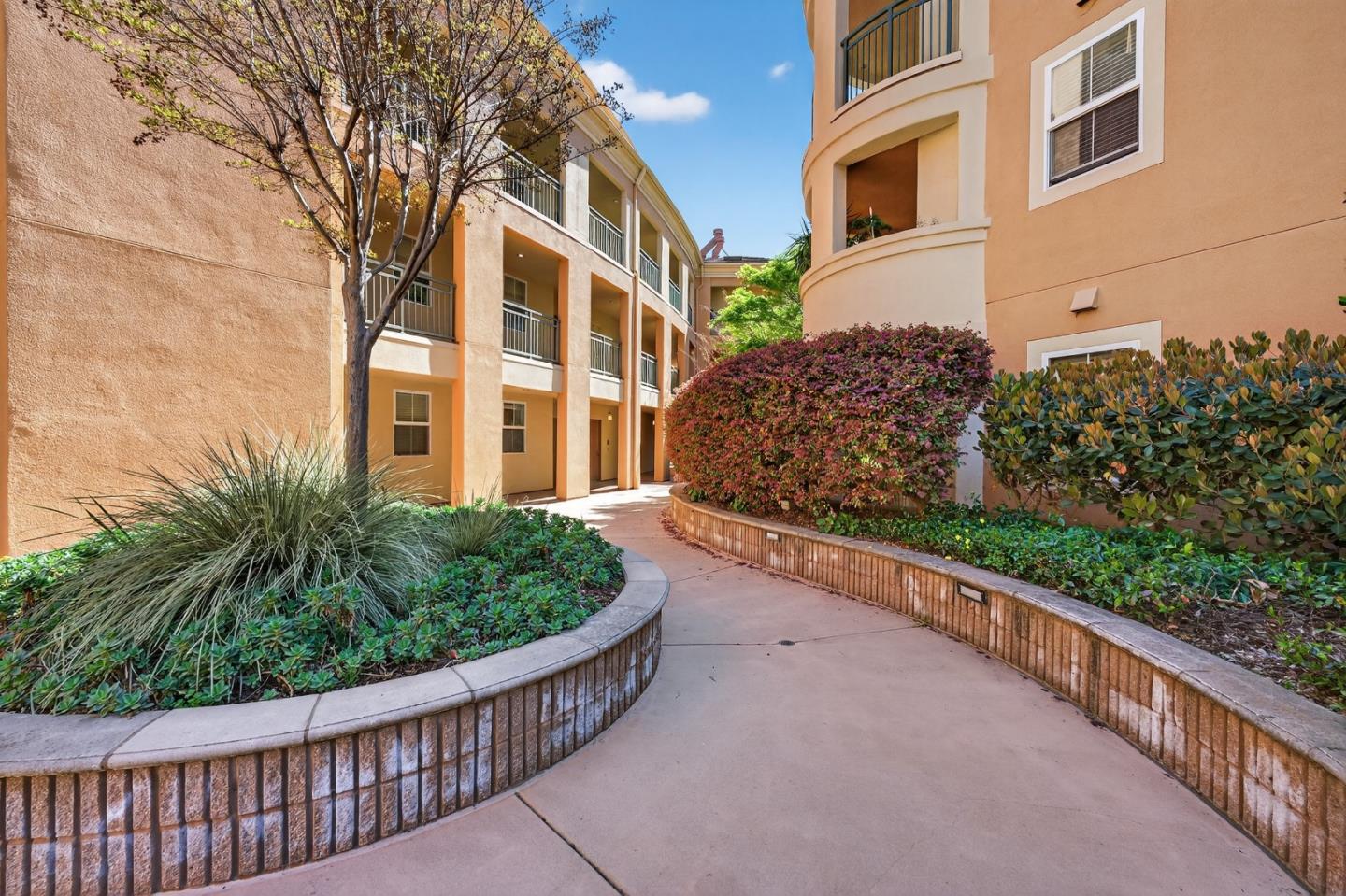 Detail Gallery Image 25 of 38 For 1390 Saddle Rack St #236,  San Jose,  CA 95126 - 1 Beds | 1 Baths