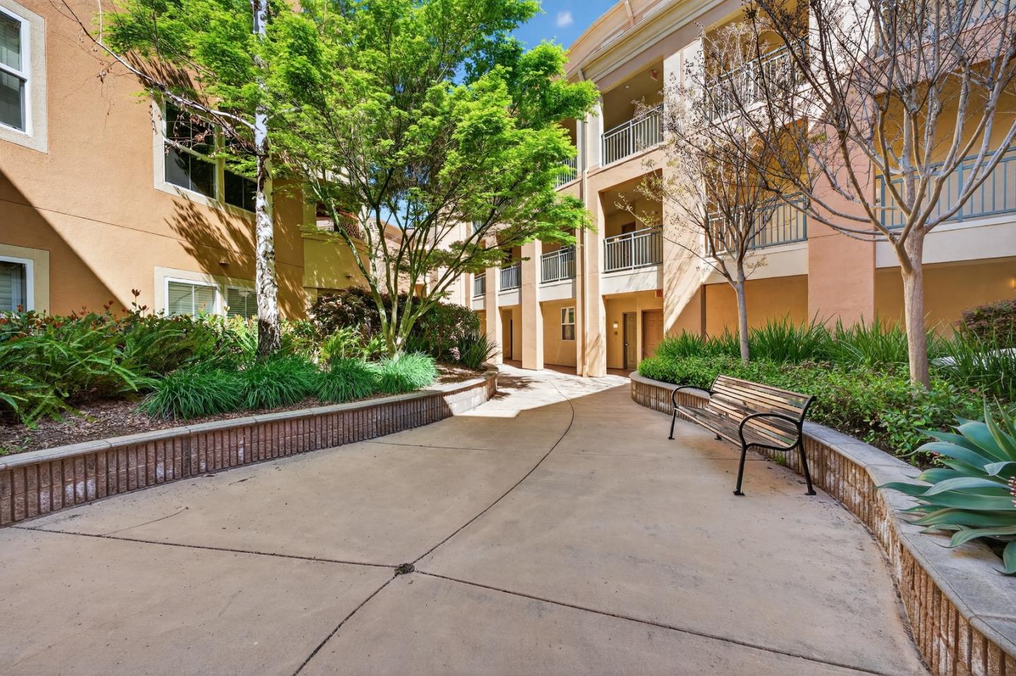 Detail Gallery Image 26 of 38 For 1390 Saddle Rack St #236,  San Jose,  CA 95126 - 1 Beds | 1 Baths