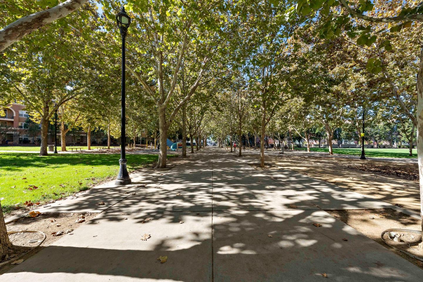 Detail Gallery Image 30 of 38 For 1390 Saddle Rack St #236,  San Jose,  CA 95126 - 1 Beds | 1 Baths