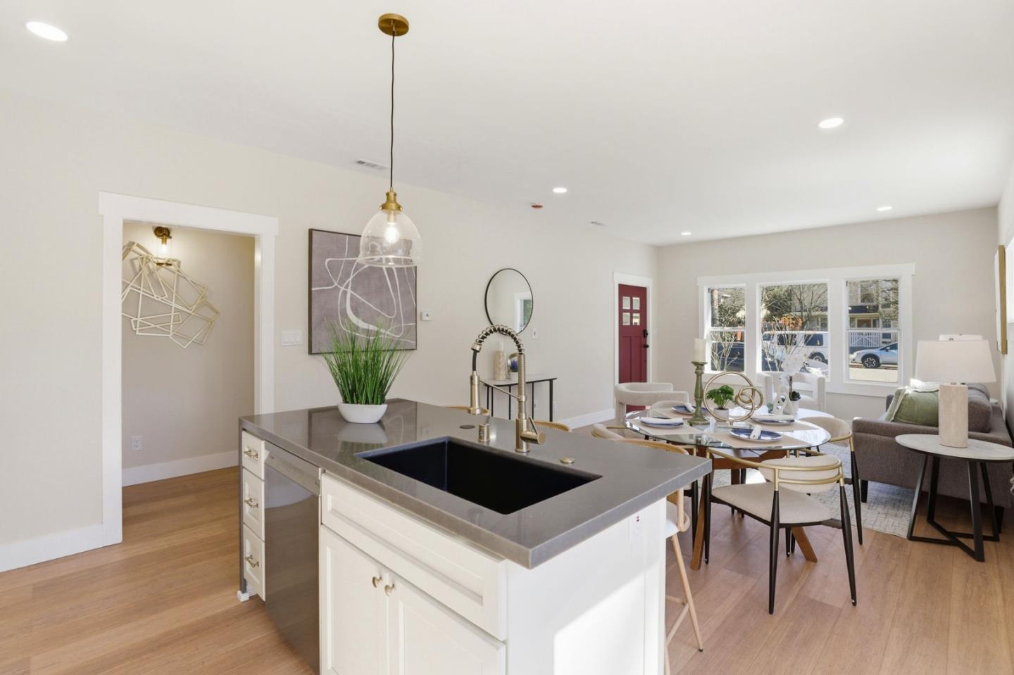 Detail Gallery Image 15 of 61 For 7601 Rosanna St, Gilroy,  CA 95020 - 3 Beds | 2 Baths