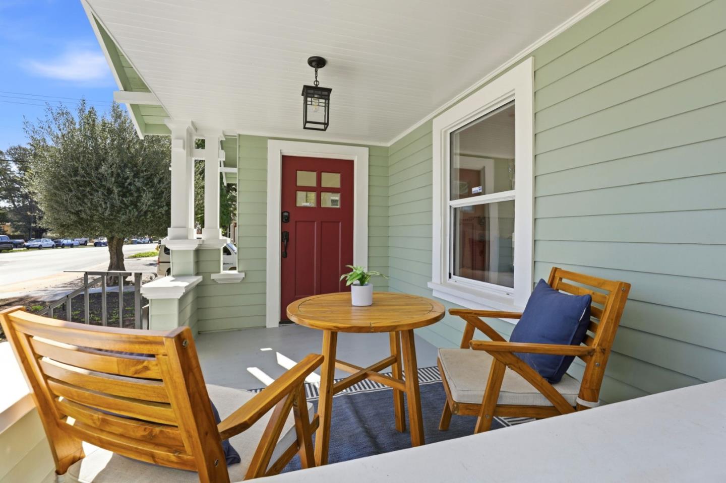 Detail Gallery Image 4 of 61 For 7601 Rosanna St, Gilroy,  CA 95020 - 3 Beds | 2 Baths