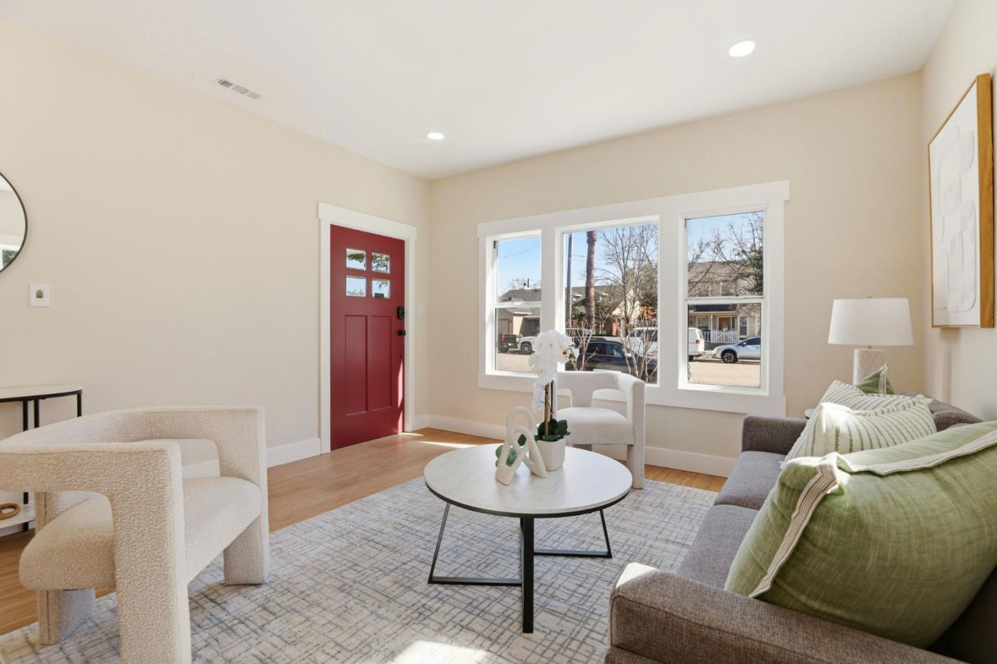 Detail Gallery Image 6 of 61 For 7601 Rosanna St, Gilroy,  CA 95020 - 3 Beds | 2 Baths