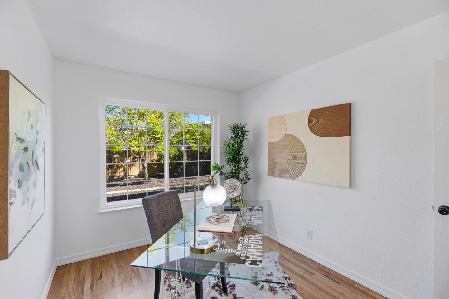 Detail Gallery Image 19 of 35 For 949 Aster Ct, Sunnyvale,  CA 94086 - 5 Beds | 2 Baths