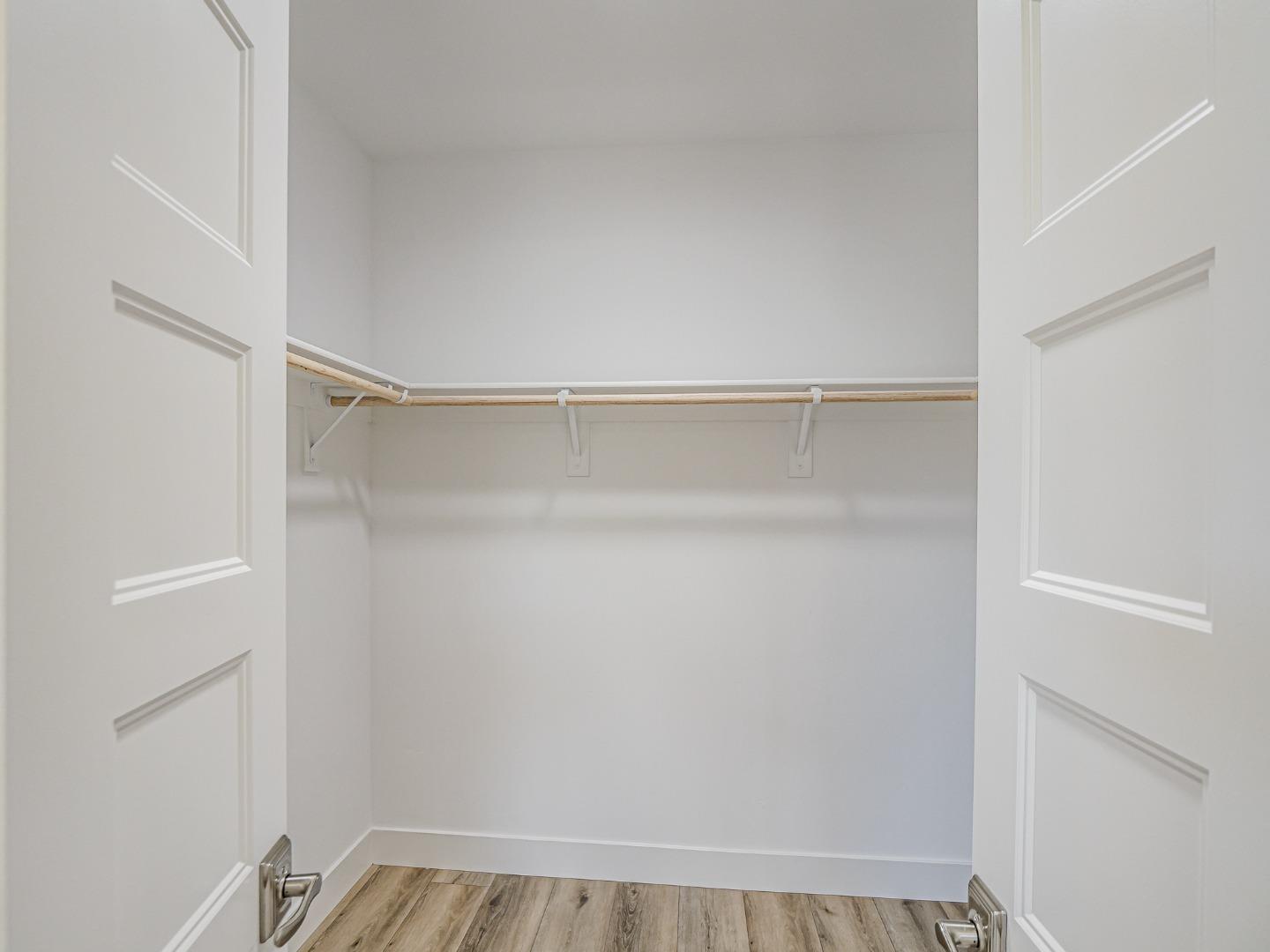 Detail Gallery Image 16 of 26 For 101 Aptos Village Way #1,  Aptos,  CA 95003 - 2 Beds | 2/1 Baths