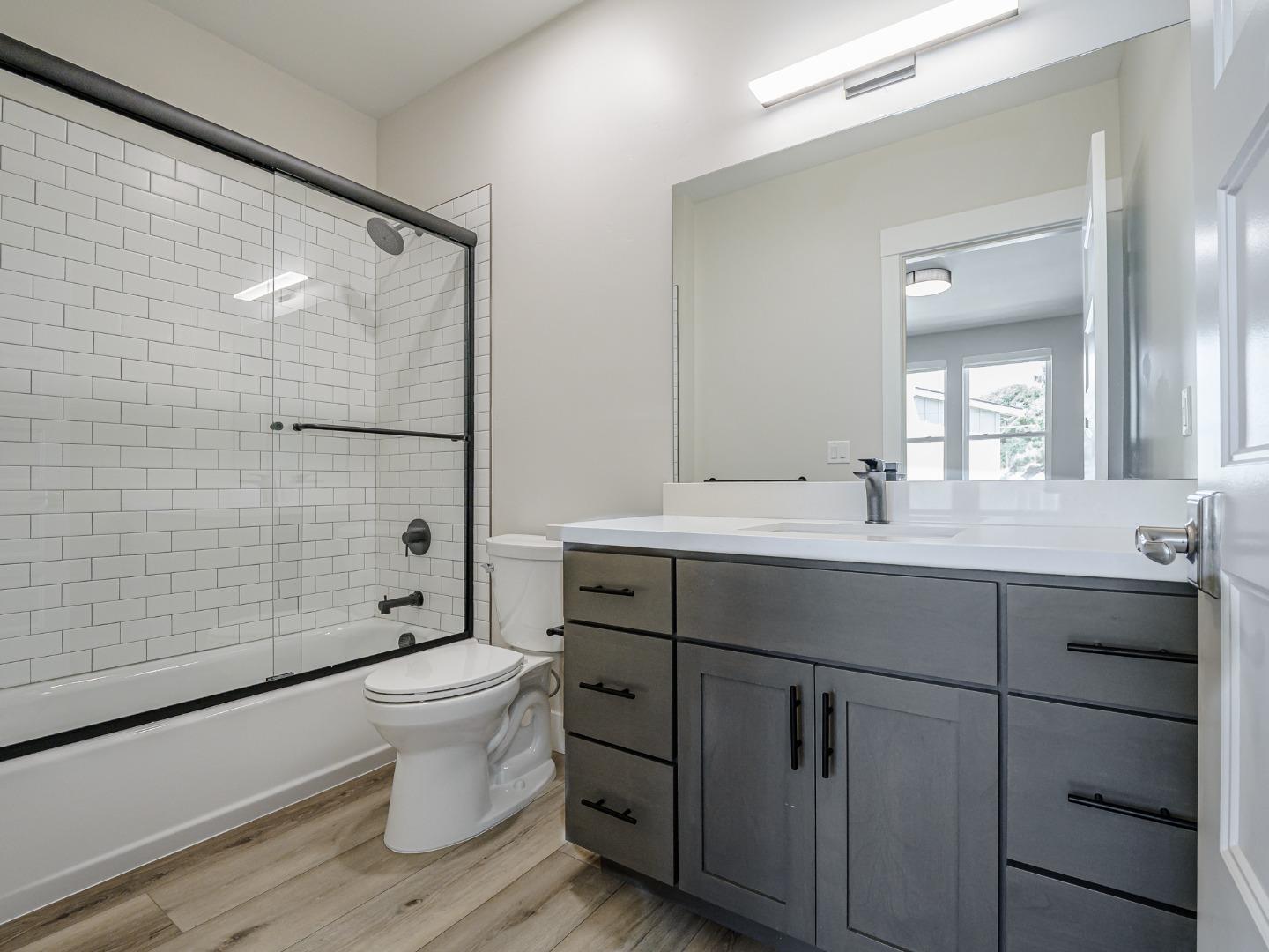 Detail Gallery Image 25 of 26 For 101 Aptos Village Way #1,  Aptos,  CA 95003 - 2 Beds | 2/1 Baths