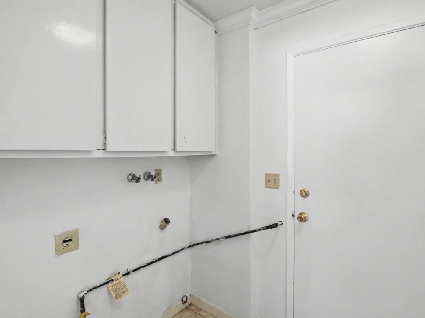 Detail Gallery Image 27 of 44 For 4950 Scarlett Way, San Jose,  CA 95111 - 3 Beds | 2 Baths